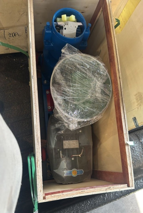 Agent Collect Pellt and Chaff cutter machine from SA warehouse Agent Collect Pellt and Chaff cutter machine from SA warehouse