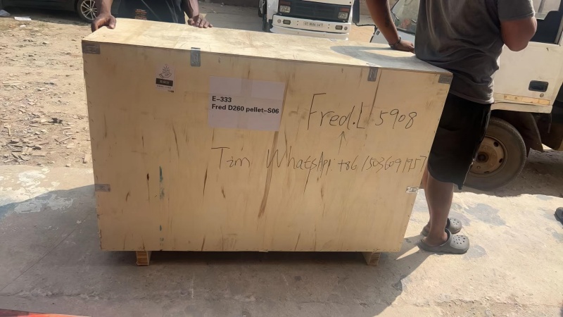 Clients Picked Up Diesel Feed Pellet Machine from Ghana warehouse