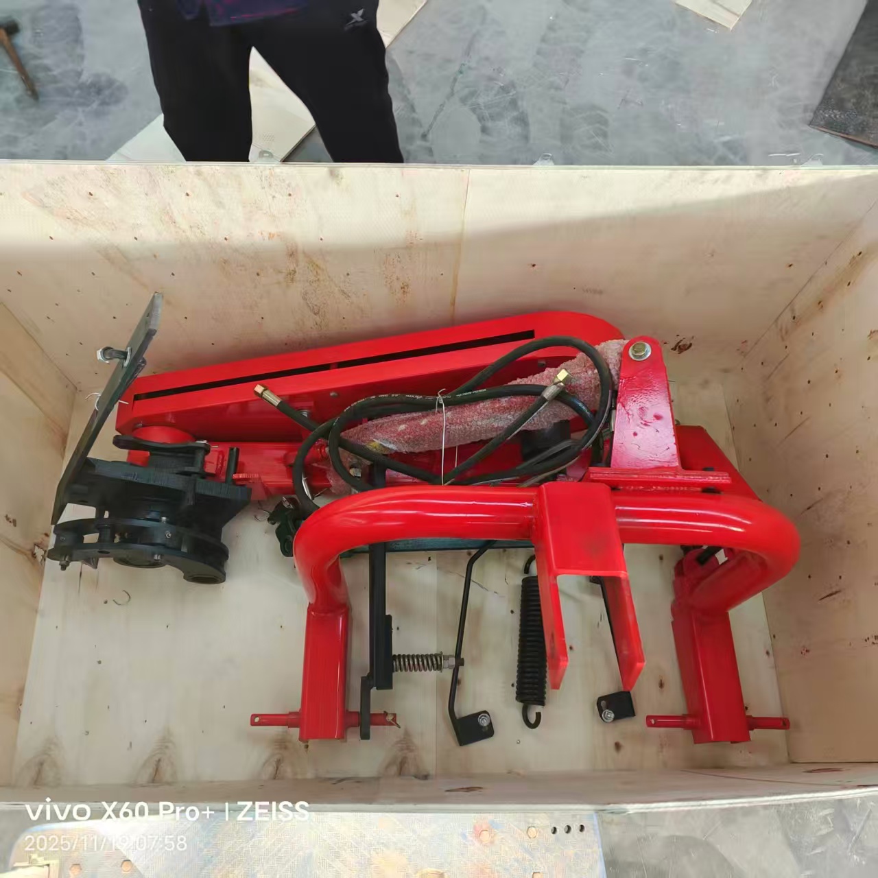 Clients Picked Up 1.8m hydraulic shear from Ghana warehouse Clients Picked Up 1.8m hydraulic shear from Ghana warehouse