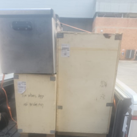 South Africa Customers picked up electric feed pellet machine from Johannesburg warehouse