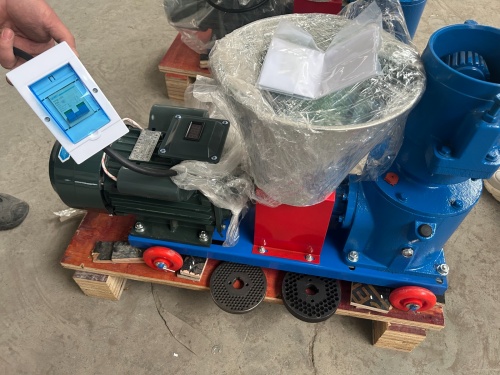 Zambia client settled full payment and picked up feed pellet machine from our Lusaka warehouse Zambia client settled full payment and picked up feed pellet machine from our Lusaka warehouse